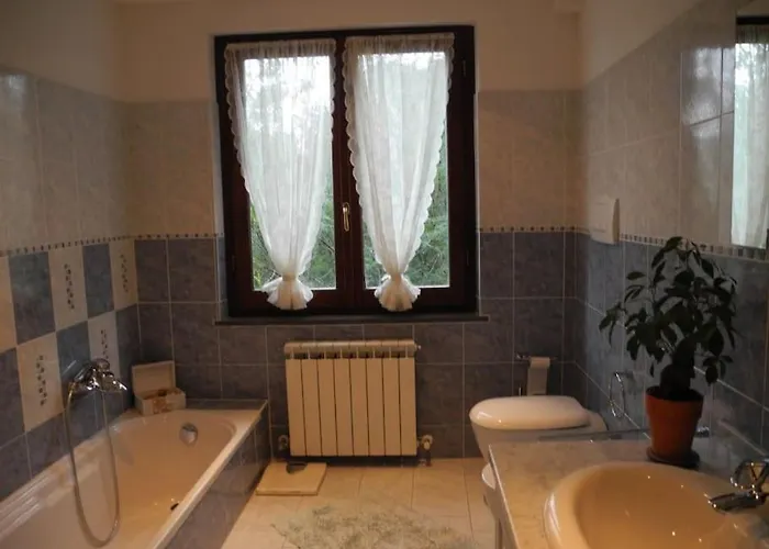 With Pool Near 5terre Firefly * Quaratica