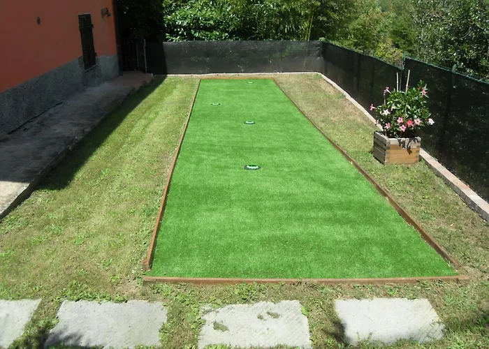 With Pool Near 5terre Firefly