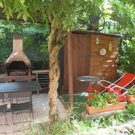 Villa With Pool Near 5terre Firefly Quaratica